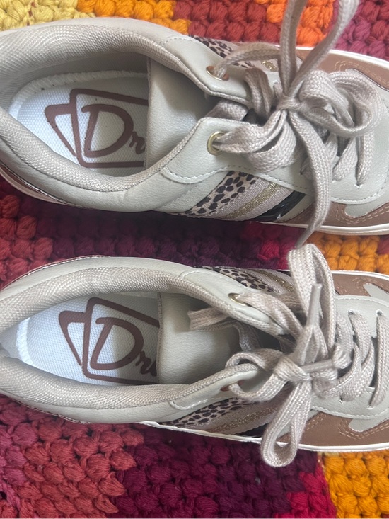 Dr. Scholl's Shoes - Dr. Scholl's Beige Taupe Snake-Accent Lace-Up Sneakers